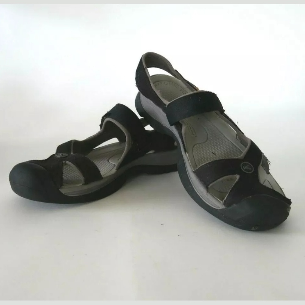 Keen Shoes Black Size 9.5